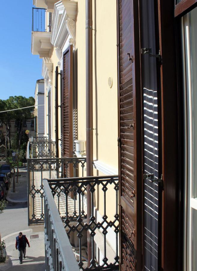 Dimora De Brado Bed and Breakfast Trani Εξωτερικό φωτογραφία
