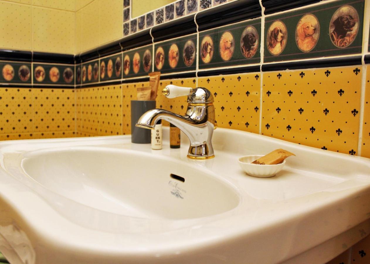 Dimora De Brado Bed and Breakfast Trani Εξωτερικό φωτογραφία