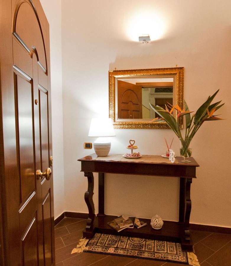 Dimora De Brado Bed and Breakfast Trani Εξωτερικό φωτογραφία