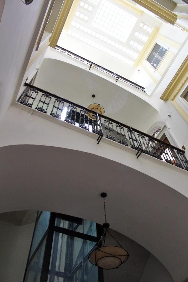 Dimora De Brado Bed and Breakfast Trani Εξωτερικό φωτογραφία