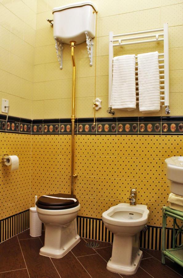 Dimora De Brado Bed and Breakfast Trani Εξωτερικό φωτογραφία